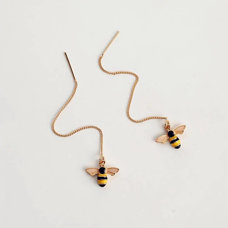 Dainty Bee Stud earrings