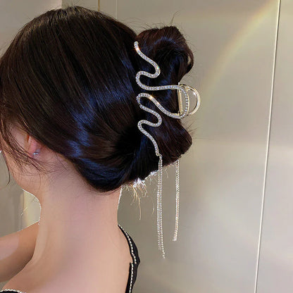 Wavy Fringe Diamond Hairpin