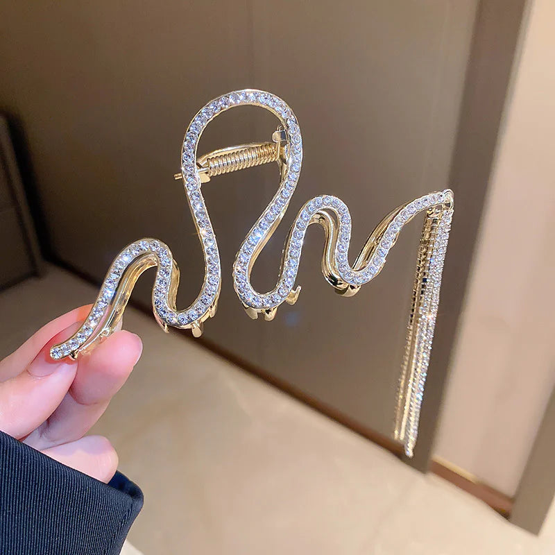 Wavy Fringe Diamond Hairpin