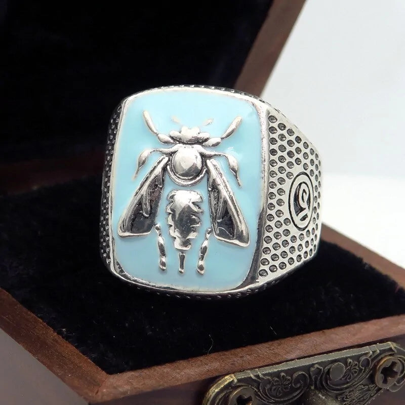 Signet Bee Ring (Class Ring Style)