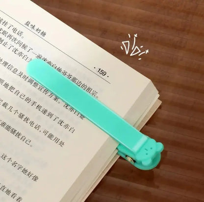 Simple Solid Color Silicone Bookmark Holder With Pages