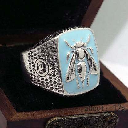 Signet Bee Ring (Class Ring Style)