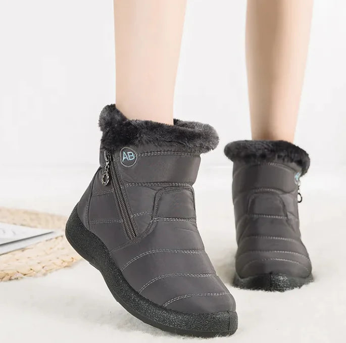 Women's snow boots