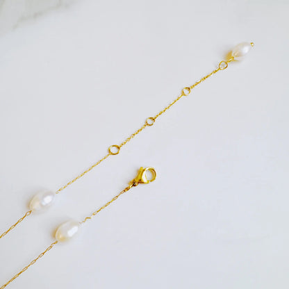 Esther Freshwater Pearl Necklace