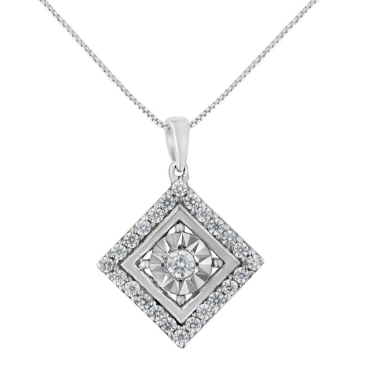 Collier Pendentif Carré en Or Blanc 10KT avec 1/2 Carat de Diamants (Couleur I-J, Clarté I2-I3)