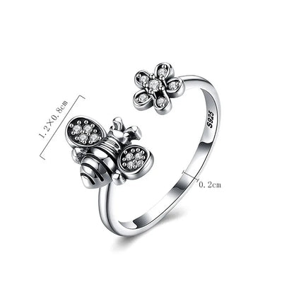 Adjustable Bee to Flower Ring