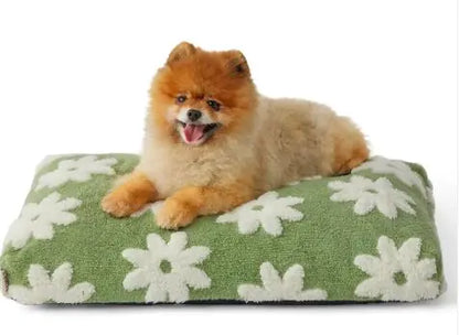 Shredded Chopped Foam Pet Bed