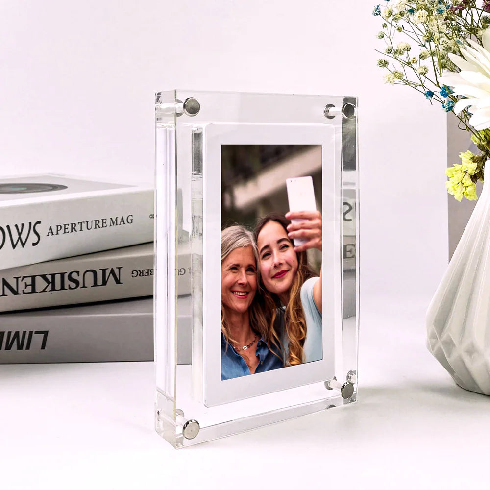 Transparent Digital Photo Frame