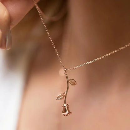 Singular Rose Necklace